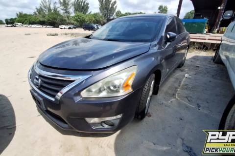 Photo of 2013 Nissan Altima