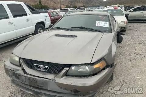 Photo of 2002 Ford Mustang