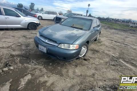 Photo of 2001 Nissan Altima