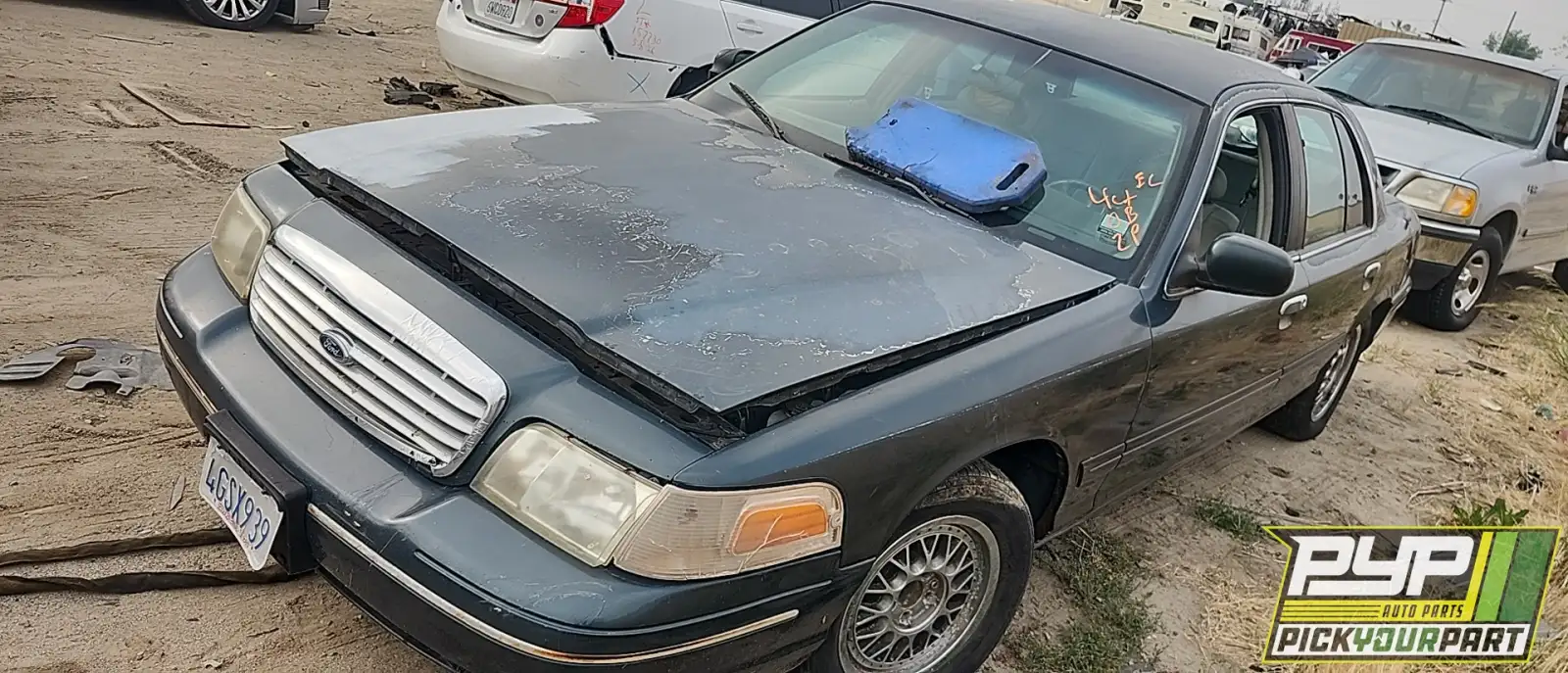 Photo of 1999 Ford Crown Victoria