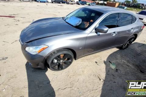 Photo of 2014 Infiniti Q70