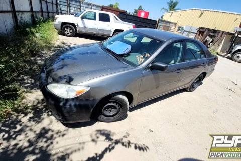 Photo of 2004 Toyota Camry