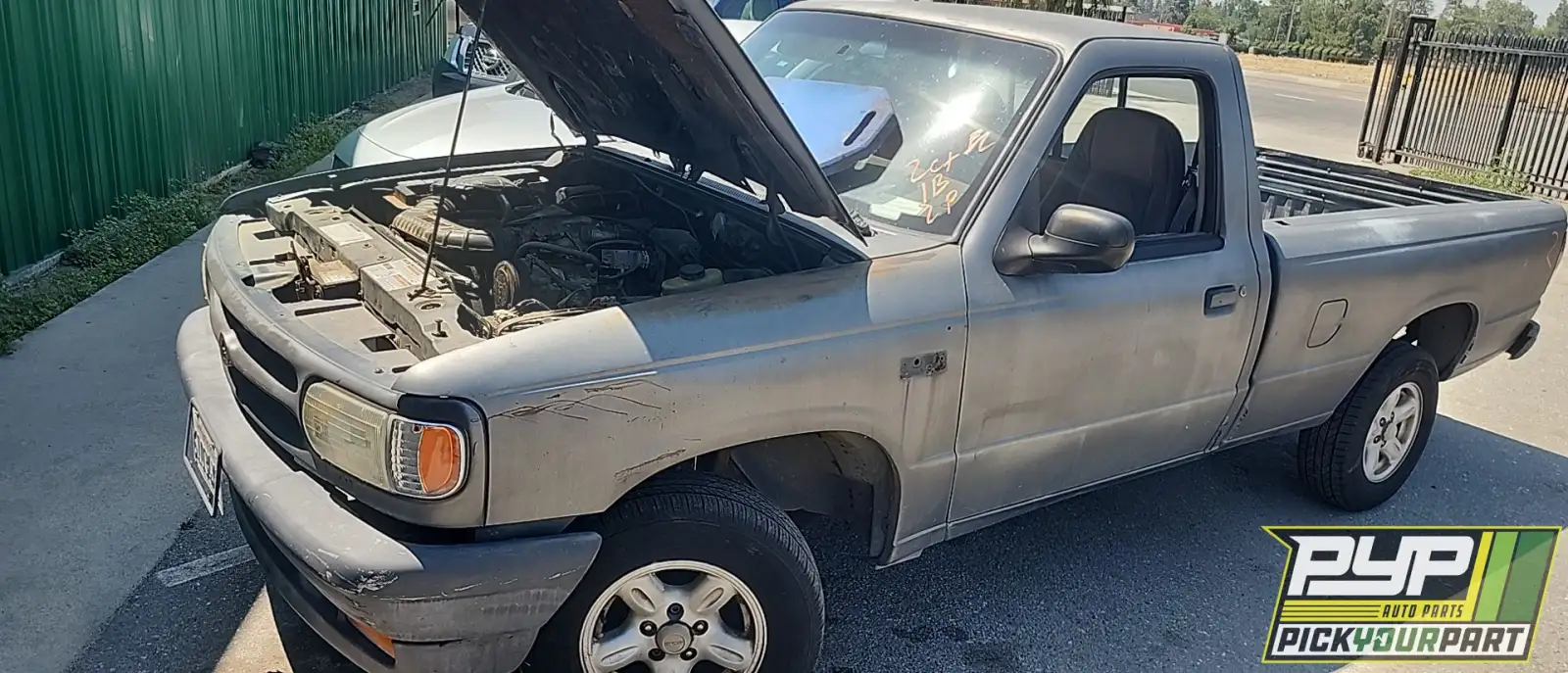 Photo of 1994 Mazda B4000