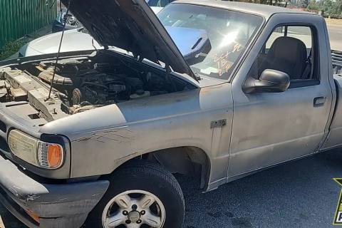 Photo of 1994 Mazda B4000
