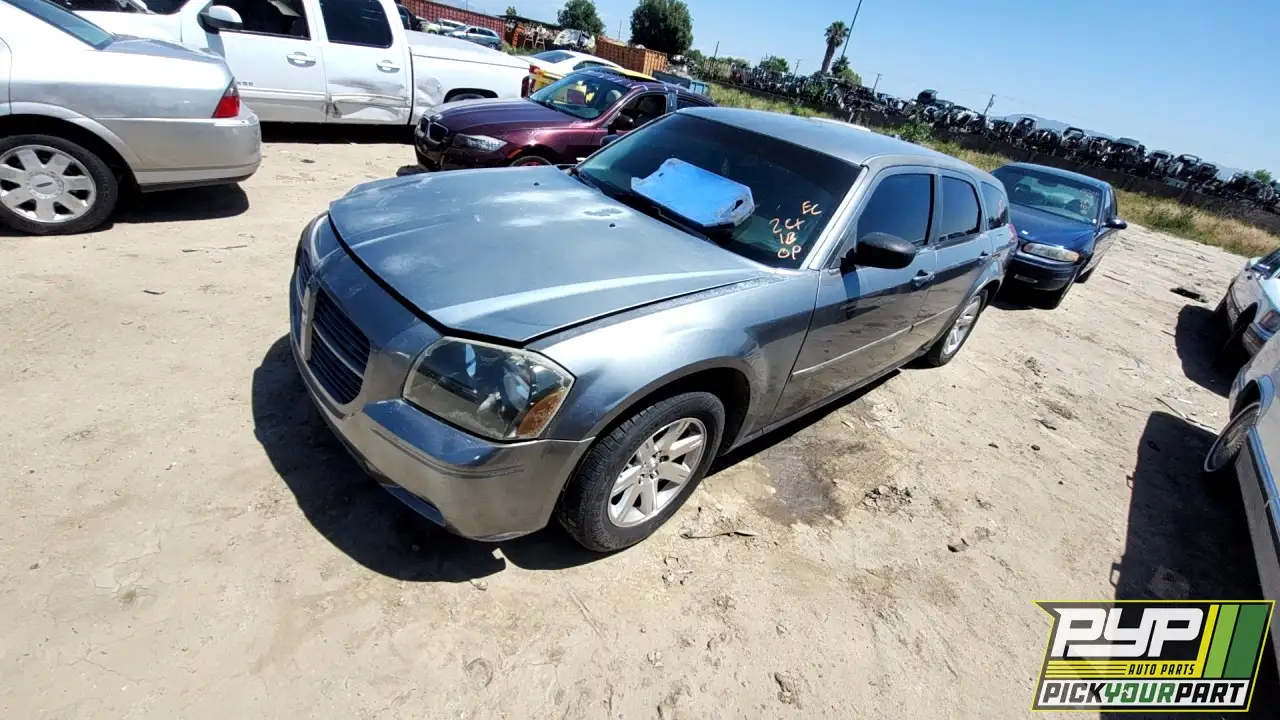 Photo of 2005 Dodge Magnum