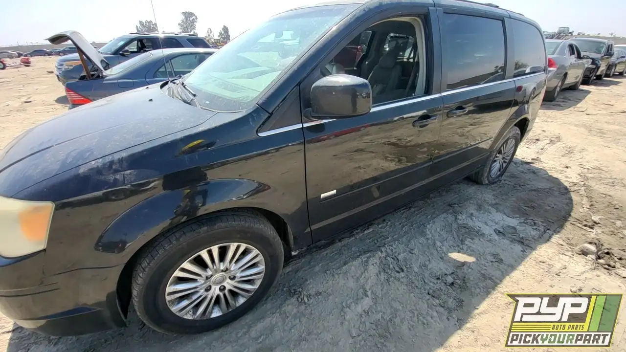 Photo of 2008 Chrysler Town & Country