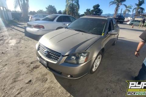 Photo of 2005 Nissan Altima