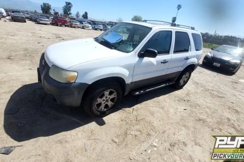 Photo of 2005 Ford Escape