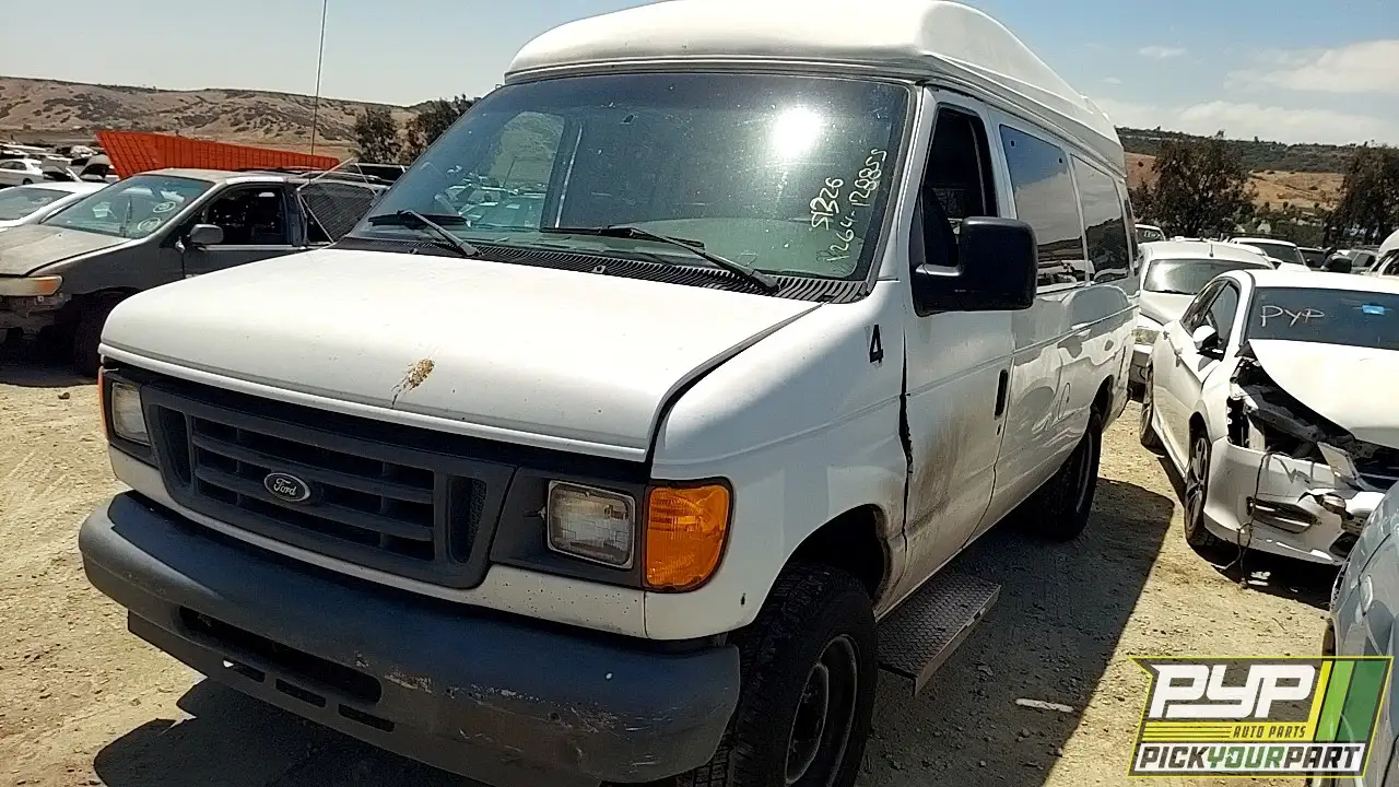 Photo of 2003 Ford E-350 Super Duty