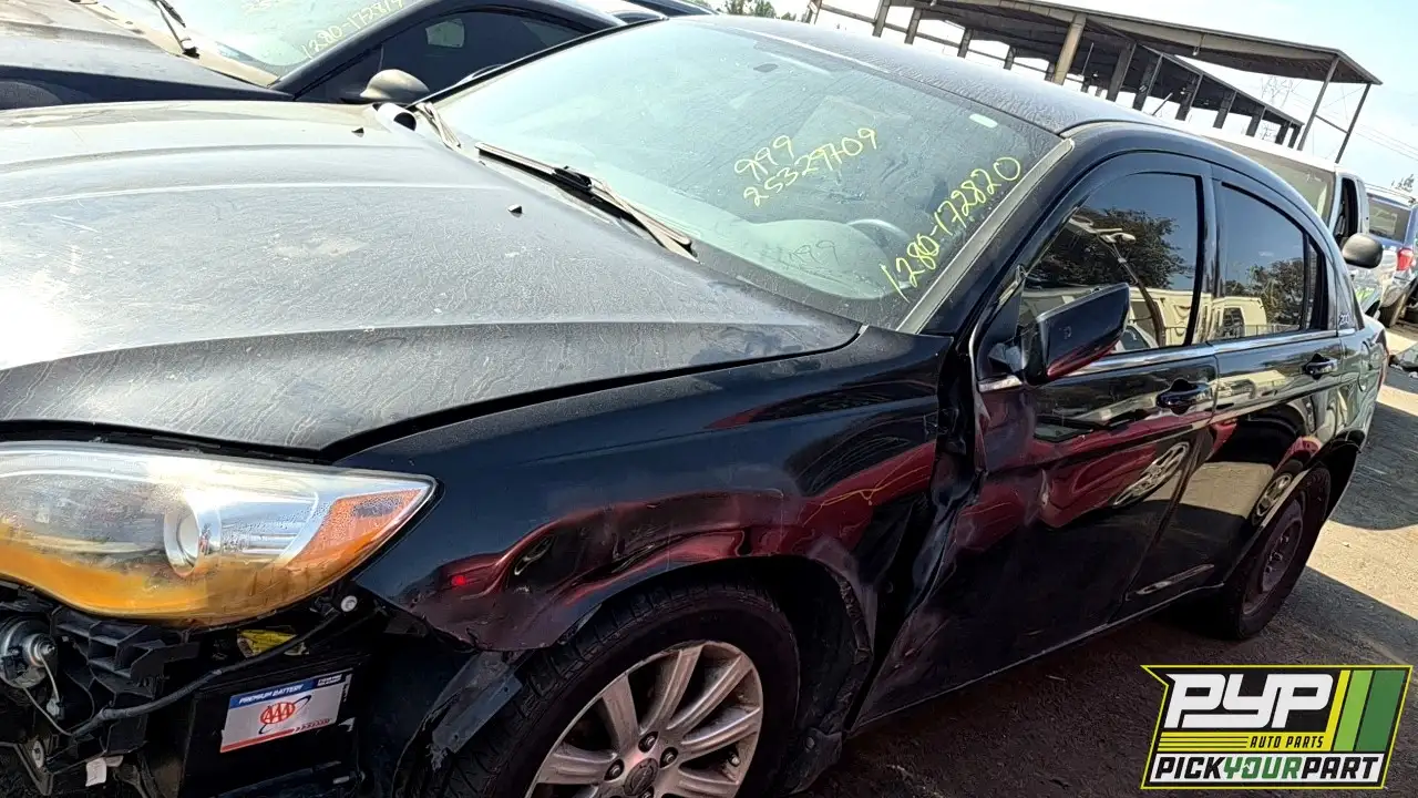 Photo of 2013 Chrysler 200