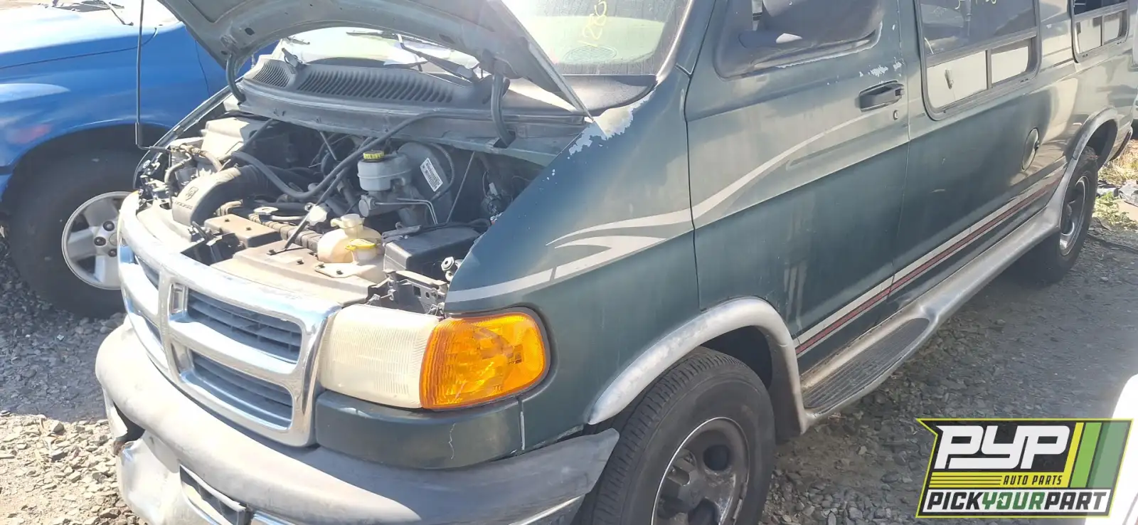 Photo of 1999 Dodge Ram 1500 Van