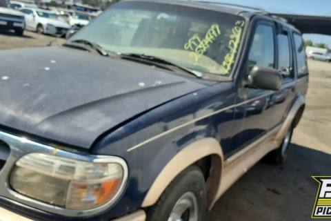 Photo of 1996 Ford Explorer