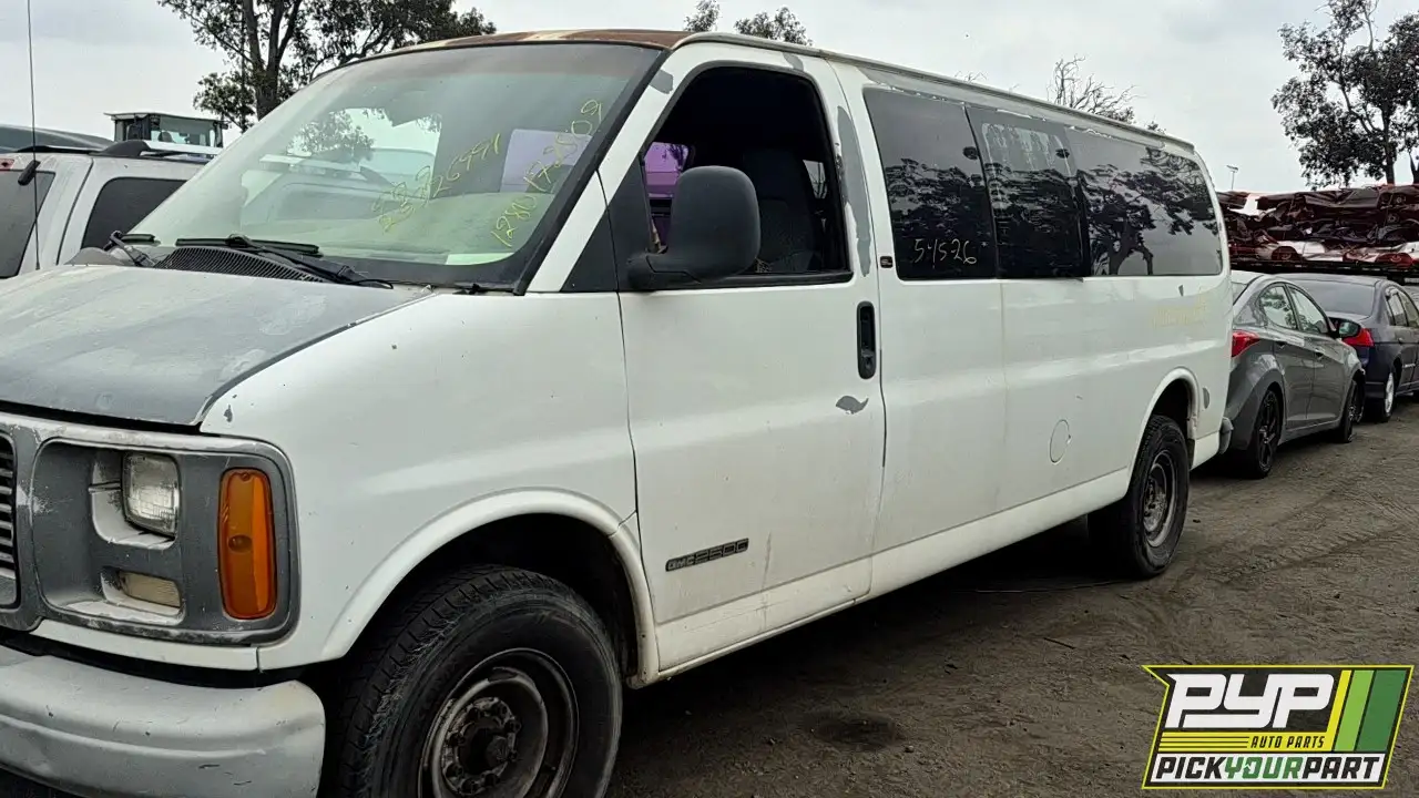 Photo of 2000 Gmc Savana 2500