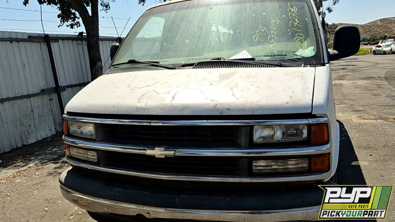 Photo of 2001 Chevrolet Express 3500