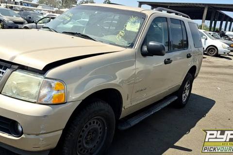 Photo of 2004 Ford Explorer