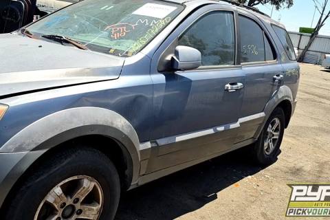 Photo of 2003 Kia Sorento