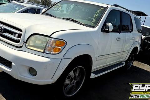 Photo of 2004 Toyota Sequoia