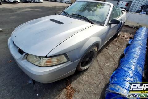 Photo of 2001 Ford Mustang