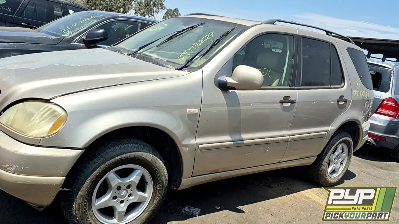 Photo of 2001 Mercedes-Benz Ml320