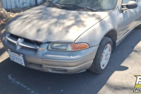 Photo of 1999 Dodge Stratus