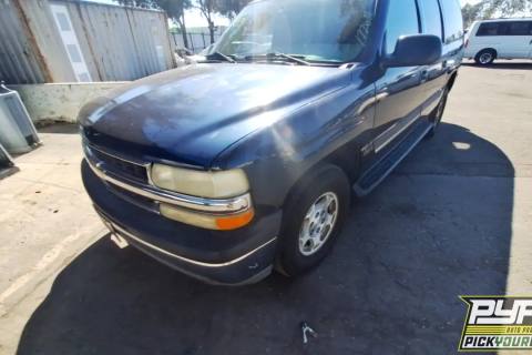 Photo of 2004 Chevrolet Suburban 1500