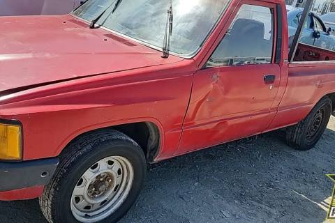 Photo of 1986 Toyota Pickup
