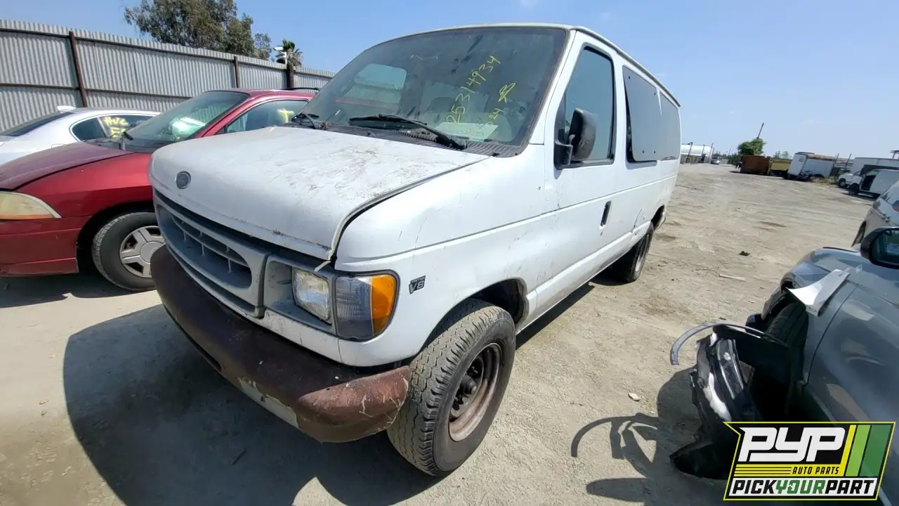 Photo of 2002 Ford E-350 Econoline Club Wagon