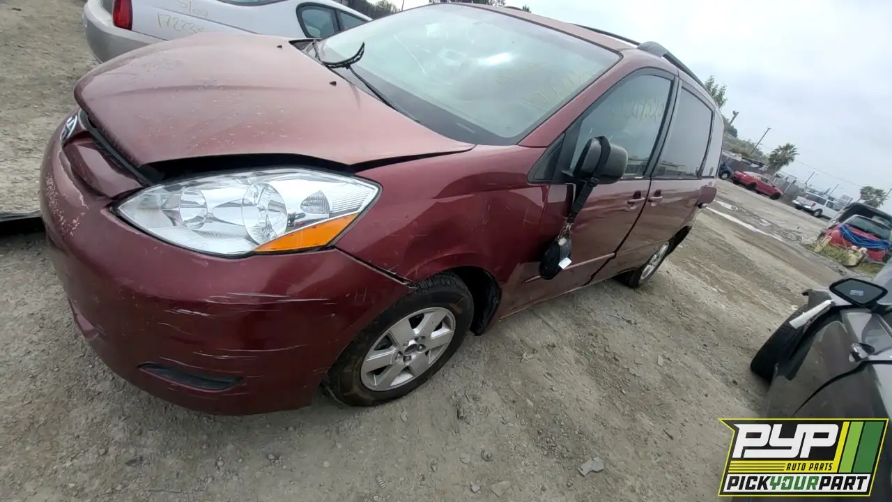 Photo of 2006 Toyota Sienna