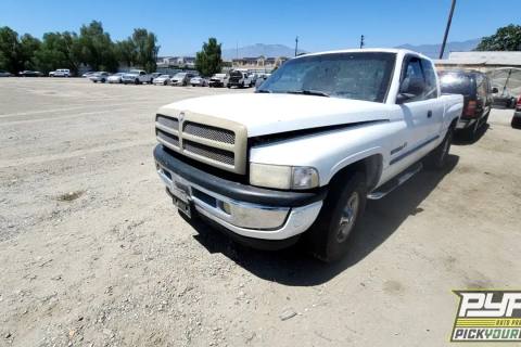 Photo of 2001 Dodge Ram 1500