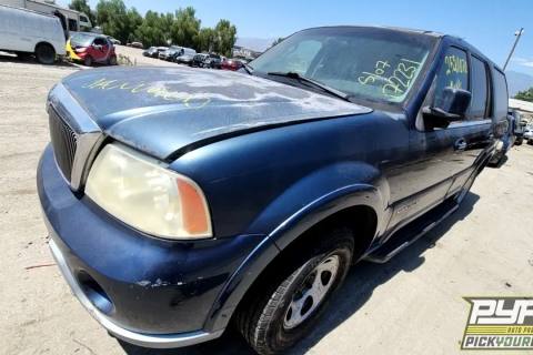 Photo of 2004 Lincoln Navigator