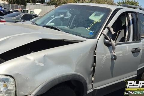 Photo of 2003 Ford Explorer