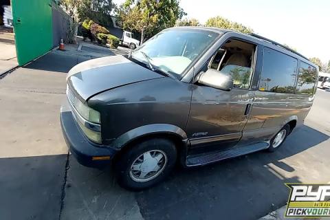 Photo of 2000 Chevrolet Astro