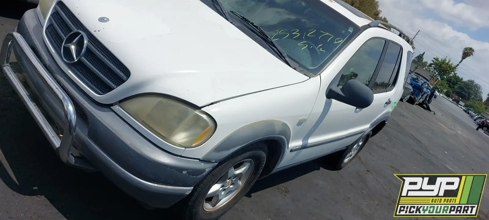 Photo of 1999 Mercedes-Benz Ml320