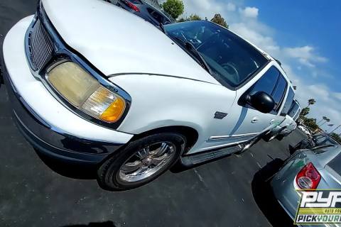Photo of 2000 Ford Expedition