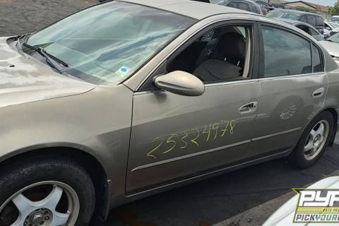 Photo of 2005 Nissan Altima