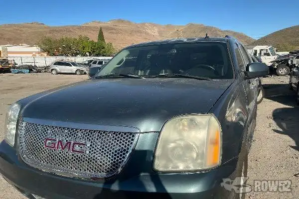 Photo of 2007 GMC Yukon Denali