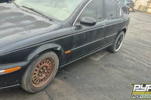 Photo of 2003 Jaguar X-Type