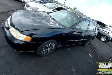 Photo of 2000 Nissan Altima