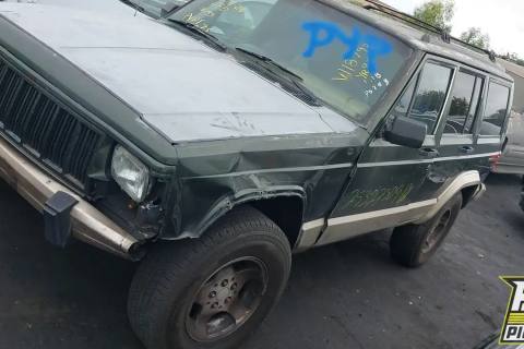 Photo of 1996 Jeep Cherokee