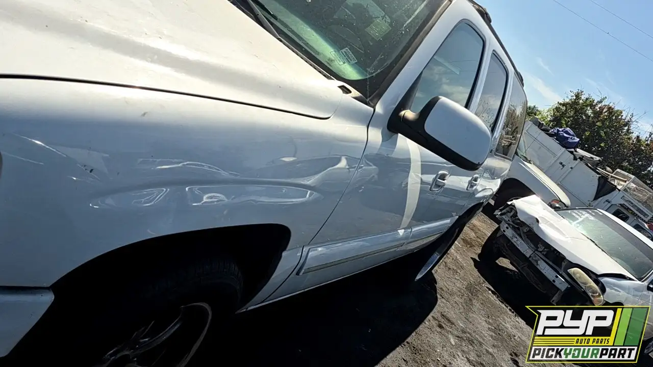 Photo of 2003 Chevrolet Suburban 1500