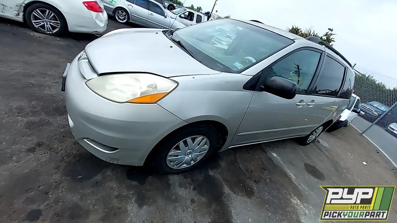 Photo of 2007 Toyota Sienna