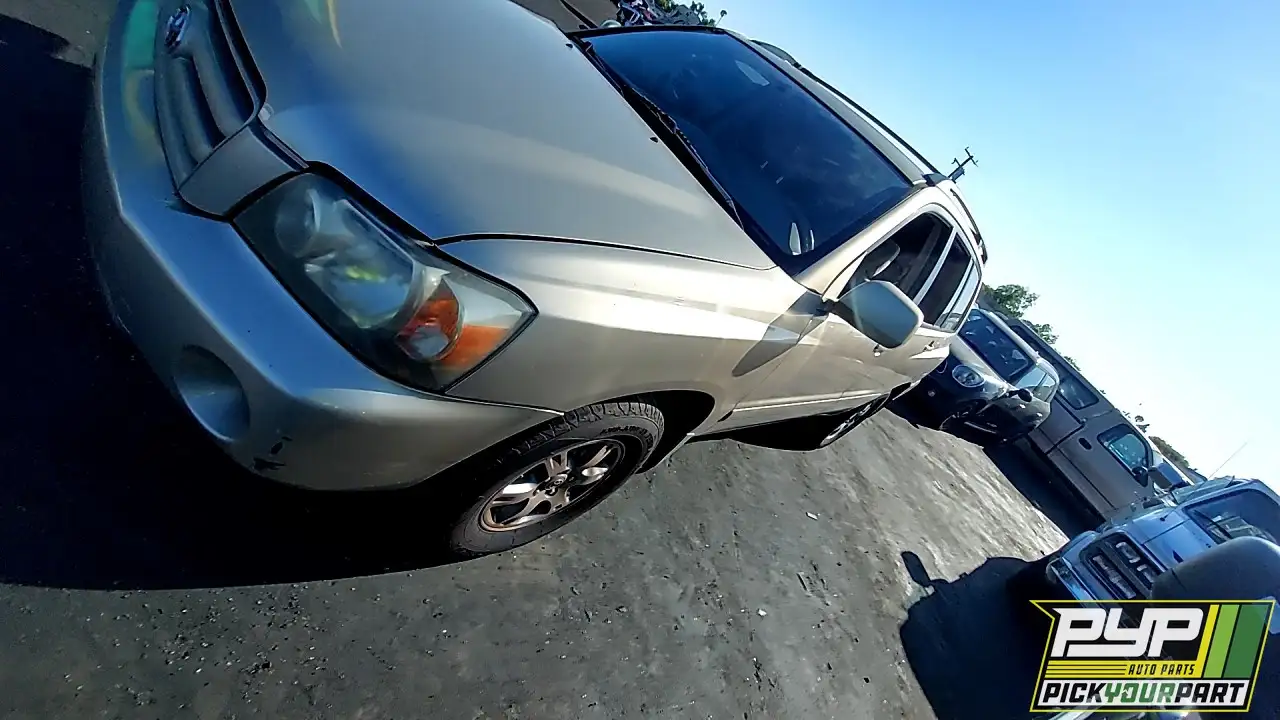 Photo of 2004 Toyota Highlander