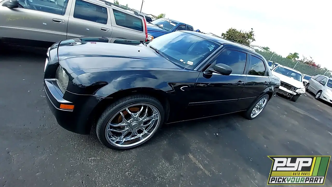 Photo of 2005 Chrysler 300