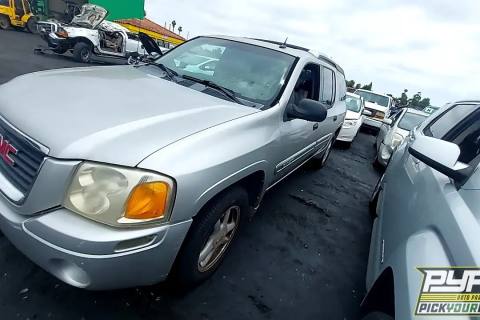 Photo of 2004 Gmc Envoy Xuv