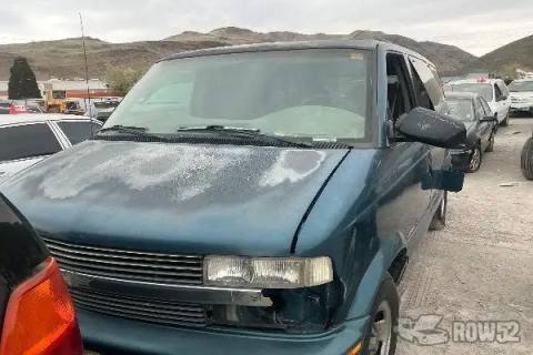 Photo of 1999 Chevrolet Astro