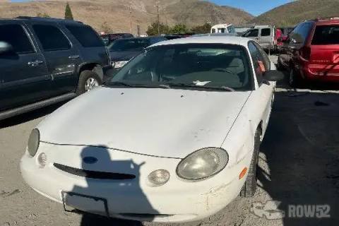 Photo of 1996 Ford Taurus