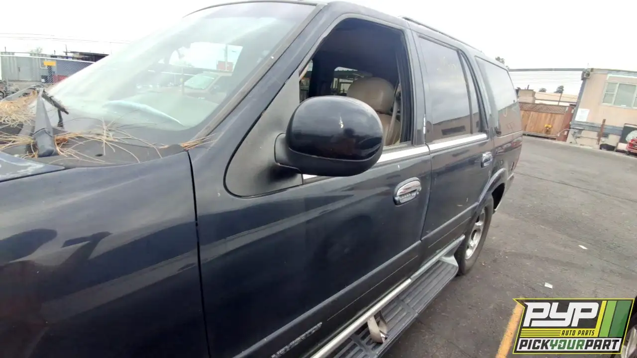 Photo of 2001 Lincoln Navigator