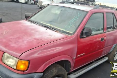 Photo of 1998 Isuzu Rodeo