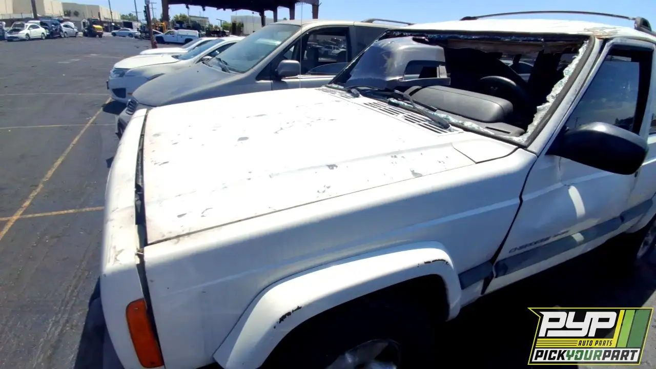 Photo of 2000 Jeep Cherokee