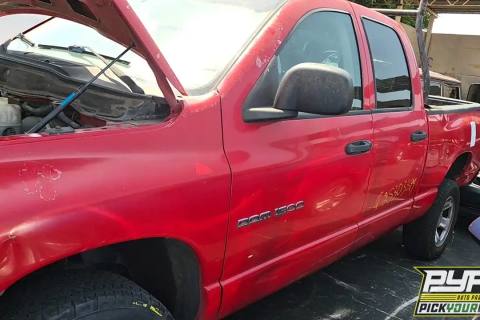 Photo of 2003 Dodge Ram 1500